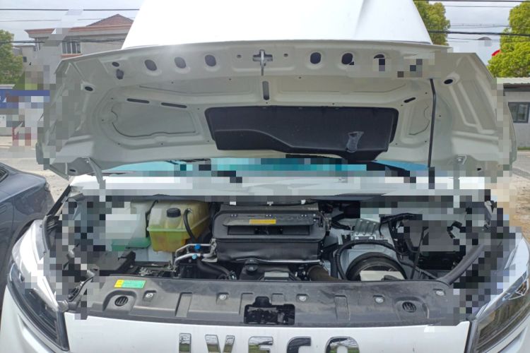 Used Iveco Daily  Engine Bay