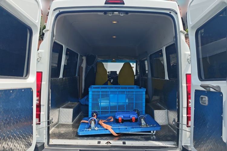Used Iveco Daily  Trunk