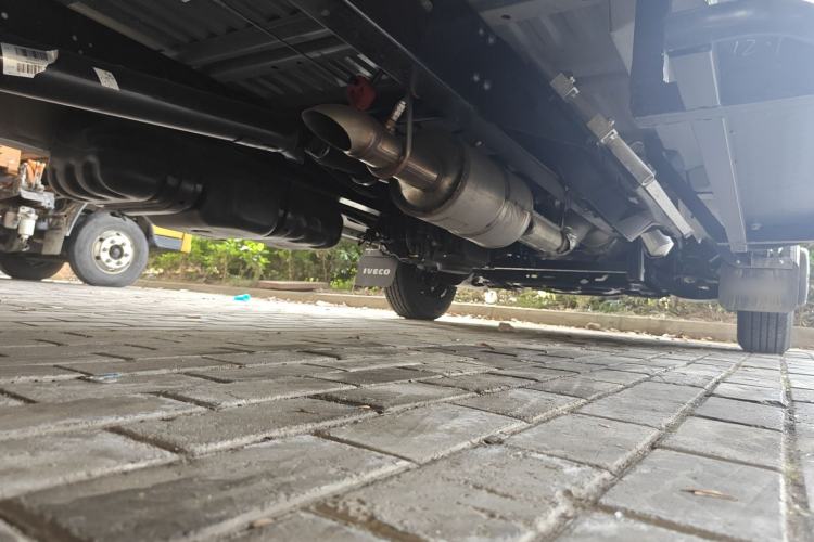 Used Iveco Daily  Chassis Front Right