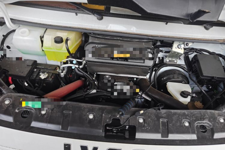 Used Iveco Daily  Engine Bay