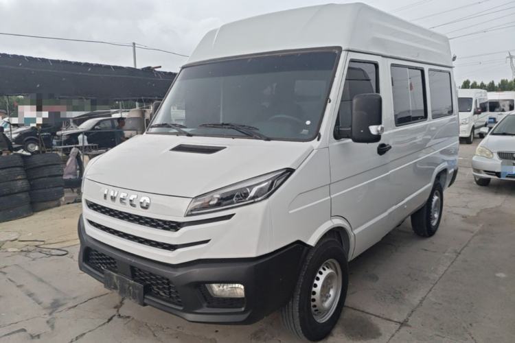 Iveco Daily 2026 Model 2.5T A35M1 Multi-Purpose Passenger Vehicle—Short Wheelbase, Mid-Roof, Single Tire, Side Sliding Door d’occasion Guazi used car, China used car export, Used car for sale, Used  cars, Cheapest cars for sale