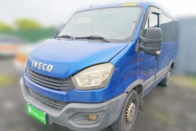 Used Iveco Eurocargo 2018 2.3T Short-Wheelbase Low-Roof Multi-Purpose Van with Side Sliding Door F1A
