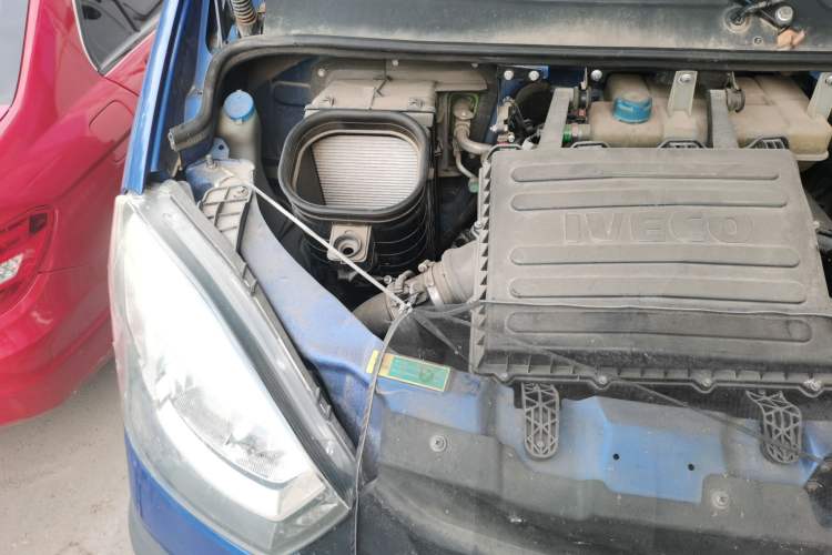 Used Iveco Eurocargo  Engine Bay Right
