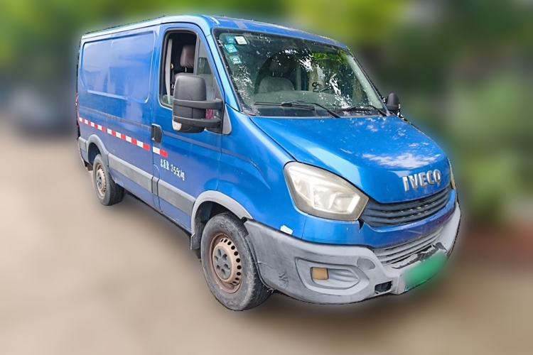 Used Iveco Eurocargo 2018 3.0T Short-Wheelbase Low-Roof Van F1C Front Right 45 Deg
