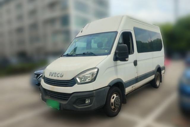 Used Iveco Eurocargo 2018 2.3T Long Wheelbase Short Overhang Multi-Purpose Vehicle with Side Sliding Door F1A