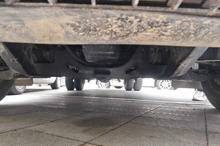Used Iveco Eurocargo 2018 2.3T Long Wheelbase Short Overhang High-Roof Van F1A Chassis Front