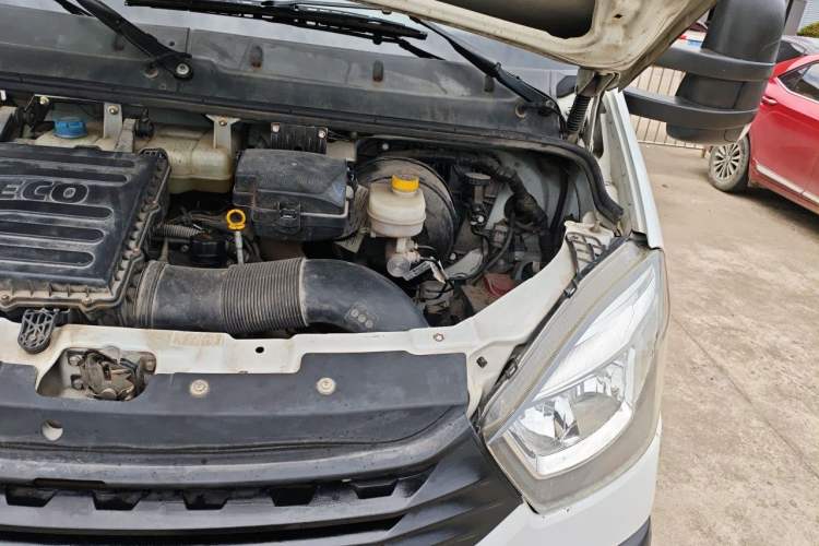 Used Iveco Eurocargo  Engine Bay Left