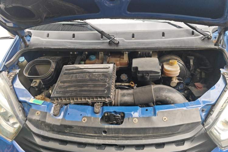 Used Iveco Eurocargo 2018 2.3T Long Wheelbase Short Overhang High-Roof Van F1A Engine Bay