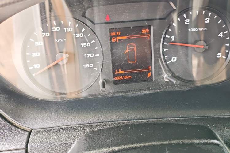 Used Iveco Eurocargo  Odometer Close Up