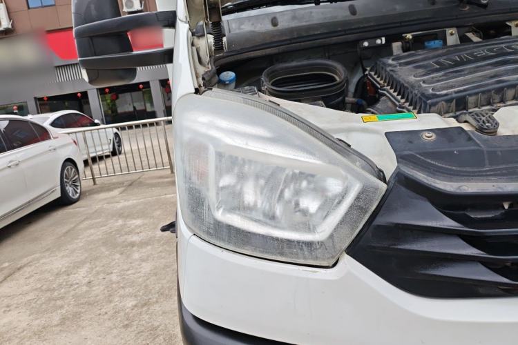 Used Iveco Eurocargo  Right Front Headlight