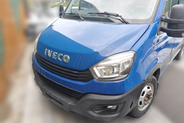 Used Iveco Eurocargo 2018 2.3T Long Wheelbase Short Overhang High-Roof Van F1A