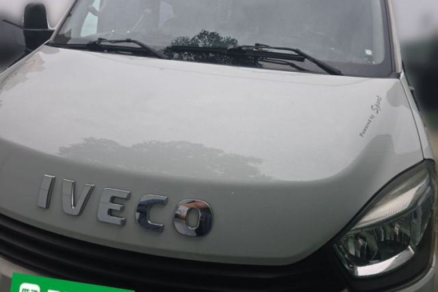 Used Iveco Eurocargo 2018 2.3T Long Wheelbase Short Overhang Multi-Purpose Vehicle with Side Sliding Door F1A