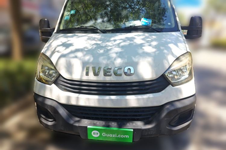 Used Iveco Eurocargo 2018 2.3T Long Wheelbase Short Overhang Multi-Purpose Vehicle with Side Sliding Door F1A Front