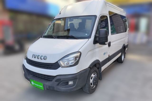 Used Iveco Eurocargo 2018 2.3T Long Wheelbase Short Overhang Multi-Purpose Vehicle with Side Sliding Door F1A