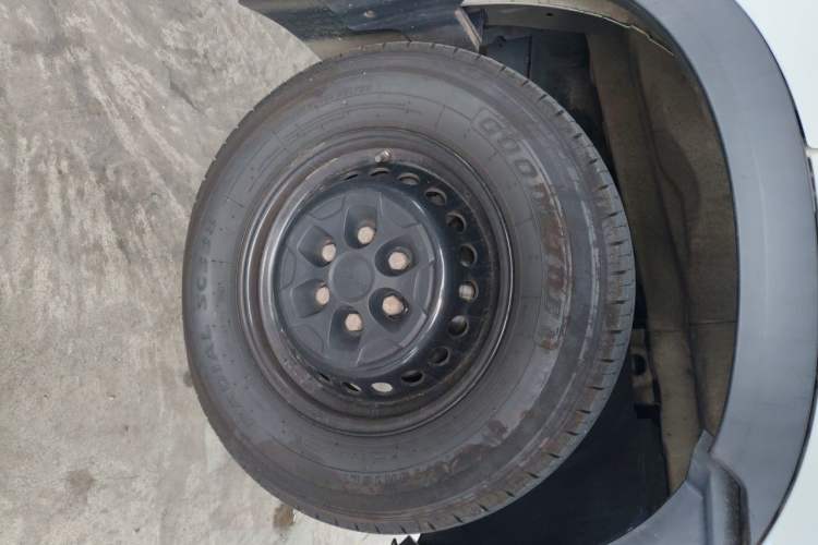 Used Iveco Eurocargo  Right Front Wheel Hub