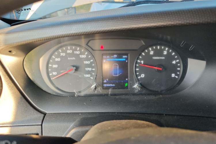 Used Iveco Eurocargo  Instrument Cluster