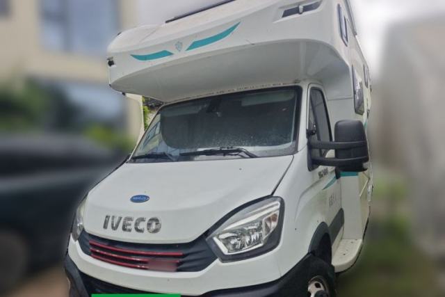 Used Iveco Eurocargo Iveco motorhome, automatic transmission, 30T model, 6 seats, diesel-powered