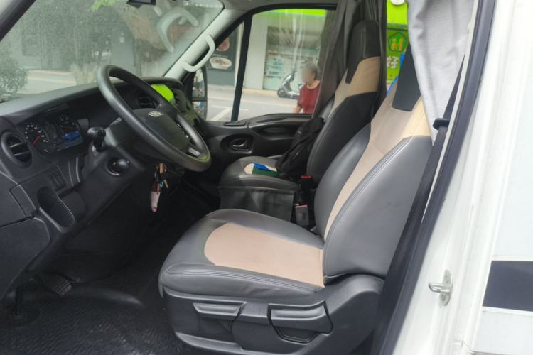 Used Iveco Eurocargo  Left Front Seat