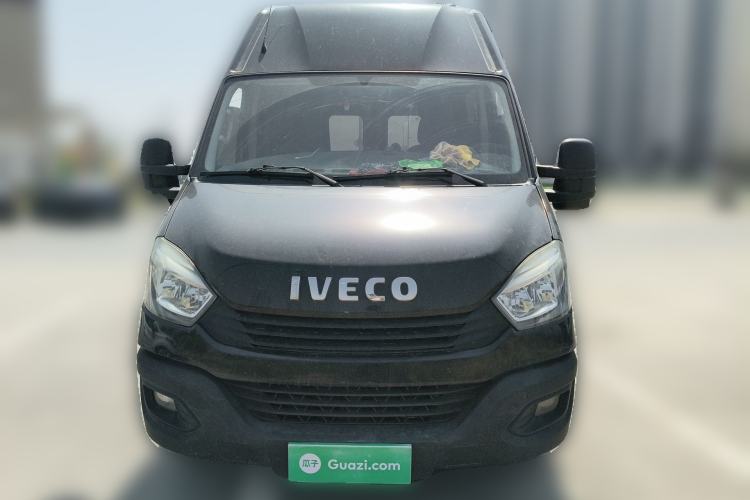 Used Iveco Eurocargo 2020 2.3T Manual Super Rui Long Wheelbase Short Overhang High Roof China VI F1A Front