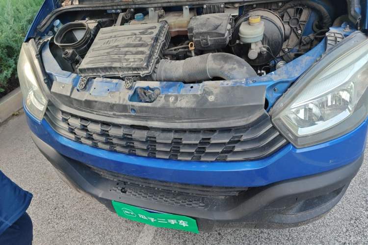 Used Iveco Eurocargo 2020 3.0T Automatic Chao Rui Long Wheelbase Short Overhang High Roof F1C Engine Bay