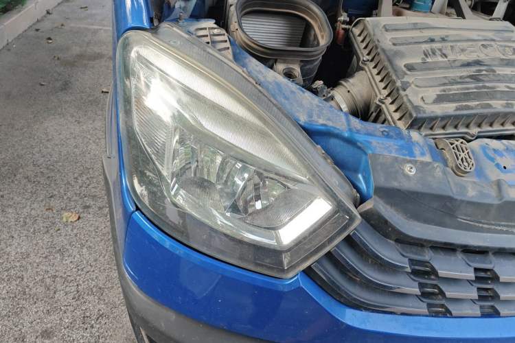 Used Iveco Eurocargo 2020 3.0T Automatic Chao Rui Long Wheelbase Short Overhang High Roof F1C Engine Bay Right