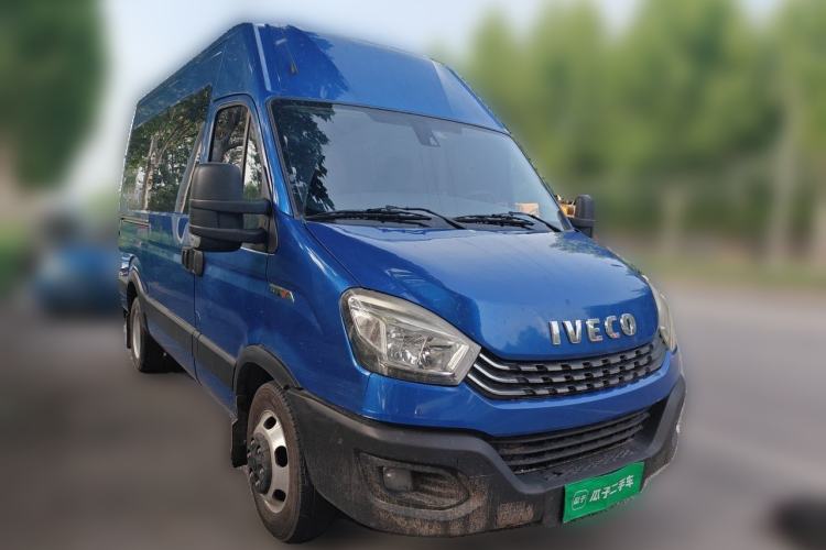 Used Iveco Eurocargo 2020 3.0T Automatic Chao Rui Long Wheelbase Short Overhang High Roof F1C Front Right 45 Deg