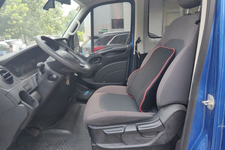 Used Iveco Eurocargo 2020 3.0T Automatic Chao Rui Short Wheelbase High-Roof F1C Left Front Seat