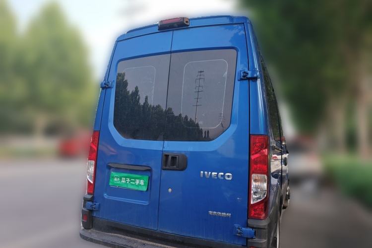Used Iveco Eurocargo 2020 3.0T Automatic Chao Rui Long Wheelbase Short Overhang High Roof F1C Rear