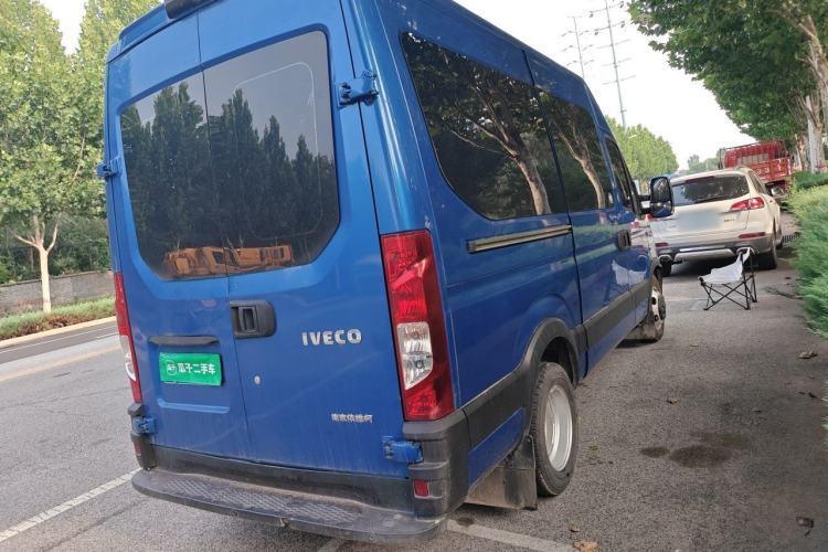 Used Iveco Eurocargo 2020 3.0T Automatic Chao Rui Long Wheelbase Short Overhang High Roof F1C Rear Right 45 Deg