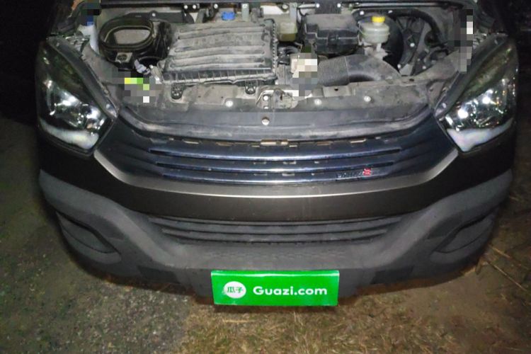 Used Iveco Eurocargo 2020 3.0T Automatic Chaorui Short Wheelbase Low-Roof F1C Engine Bay