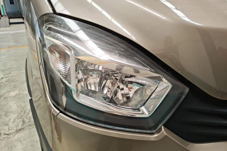Used Iveco Eurocargo 2020 2.3T Manual Super Rui Short Wheelbase Low-Roof High-Performance F1A Right Front Headlight