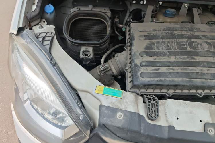 Used Iveco Eurocargo 2020 2.3T Manual Super Rui Long Wheelbase Short Overhang High Roof Low Power F1A Engine Bay Right