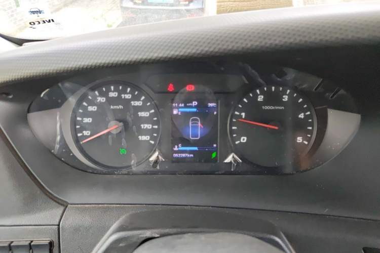 Used Iveco Eurocargo  Instrument Cluster