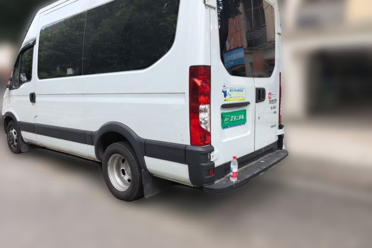 Used Iveco Eurocargo  Rear Left 45 Deg