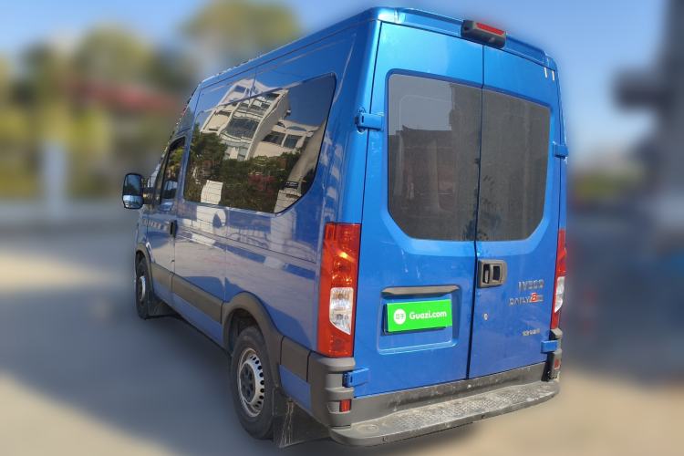 Used Iveco Eurocargo 2020 3.0T Automatic Chao Rui Short Wheelbase High-Roof F1C Rear Left 45 Deg