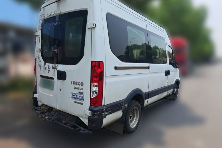Used Iveco Eurocargo 2020 2.3T Manual Super Rui Long Wheelbase Short Overhang High Roof Low Power F1A Rear Right 45 Deg