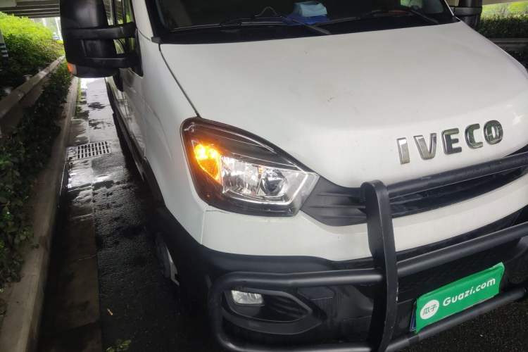 Used Iveco Eurocargo 2020 2.3T Manual Super Rui Long Wheelbase Short Overhang High Roof High Performance F1A Right Front Headlight