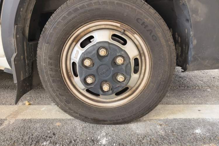 Used Iveco Eurocargo  Right Front Wheel Hub