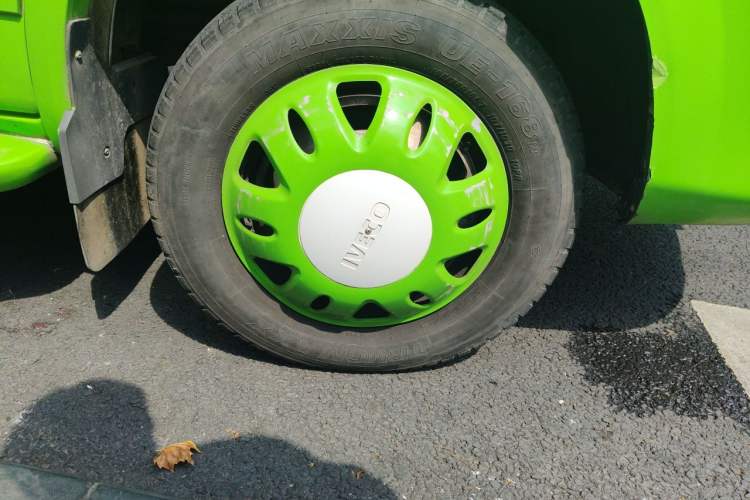 Used Iveco Eurocargo  Right Front Wheel Hub