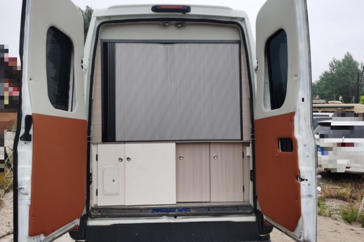 Used Iveco Eurocargo 2020 3.0T 30th Anniversary Edition Manual All-Around Version F1C Trunk