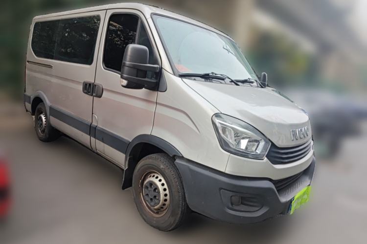 Used Iveco Eurocargo 2020 2.3T Manual Super Rui Short Wheelbase Low-Roof High-Performance F1A Exterior 2