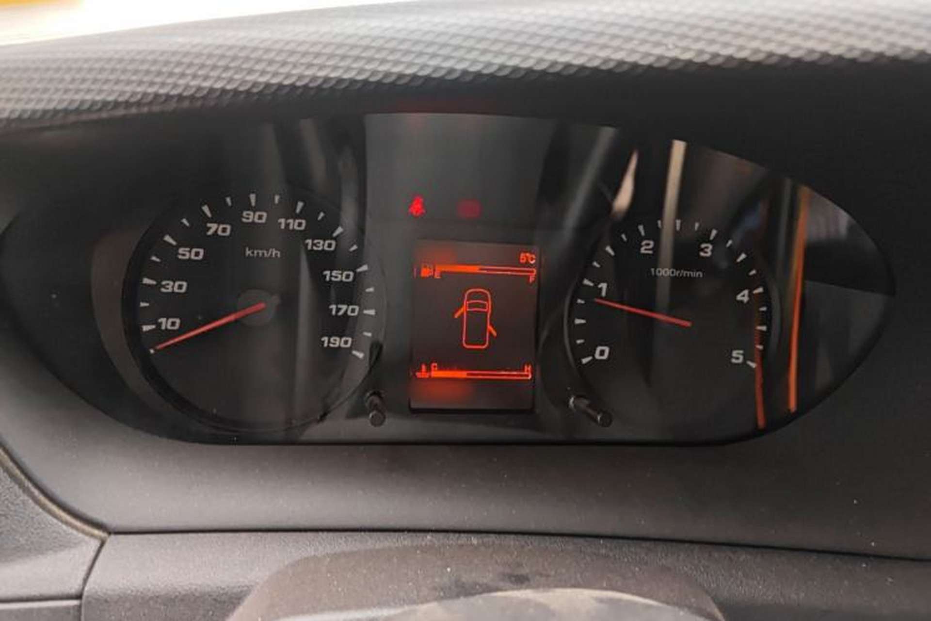 Used Iveco Eurocargo 2020 2.3T Manual Super Rui Short Wheelbase Low-Roof High-Performance F1A Instrument Cluster