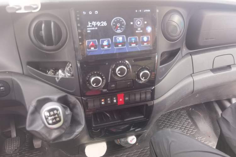 Used Iveco Eurocargo 2020 2.3T Manual Super Rui Long Wheelbase Short Overhang High Roof High Performance F1A Audio And AC Panel