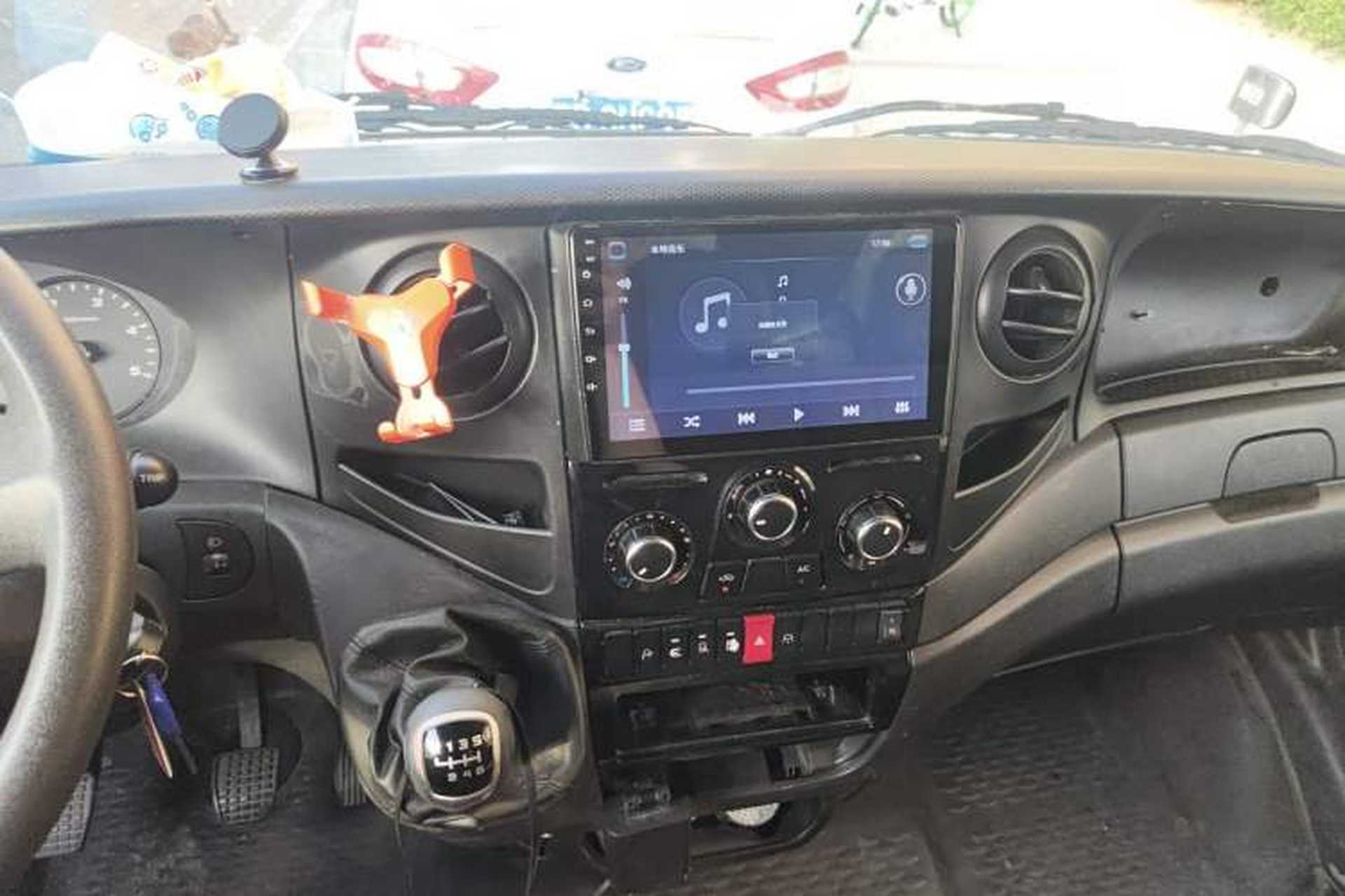 Used Iveco Eurocargo  Audio And AC Panel