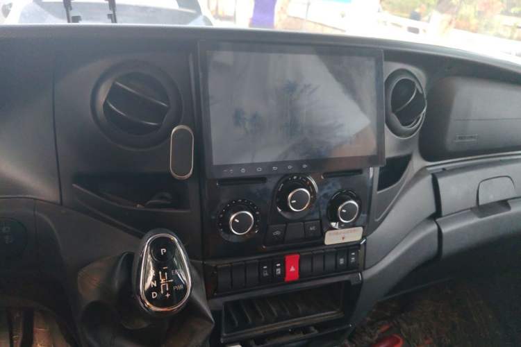 Used Iveco Eurocargo  Audio And AC Panel