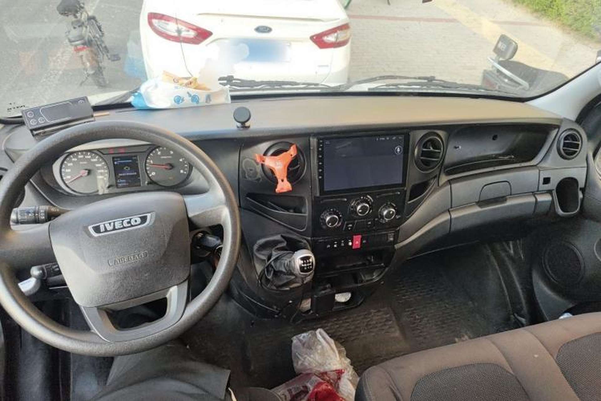 Used Iveco Eurocargo  Center Console