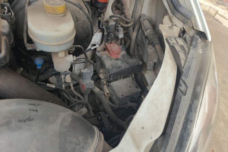 Used Iveco Eurocargo 2020 2.3T Manual Super Rui Short Wheelbase Low-Roof High-Power F1A Engine Bay Left