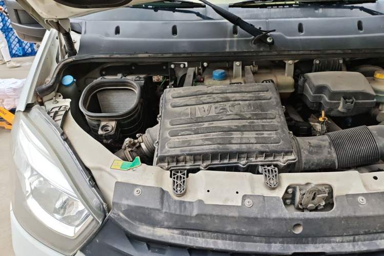 Used Iveco Eurocargo 2020 3.0T Manual Super Rui Short Wheelbase High-Roof F1C Engine Bay Right