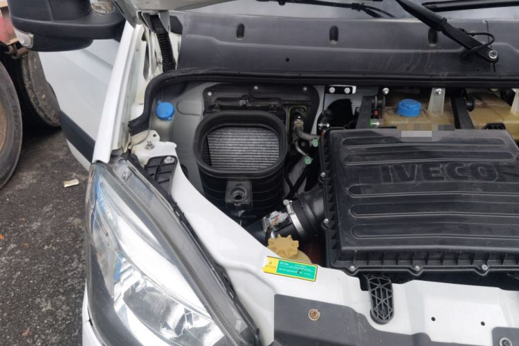 Used Iveco Eurocargo 2020 2.3T Manual Super Rui Long Wheelbase Short Overhang High Roof High Performance F1A Engine Bay Right