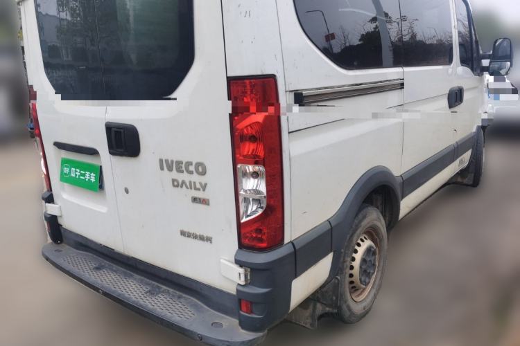 Used Iveco Eurocargo 2020 2.3T Manual Super-Rui Short Wheelbase High Roof High-Performance F1A Exterior 5